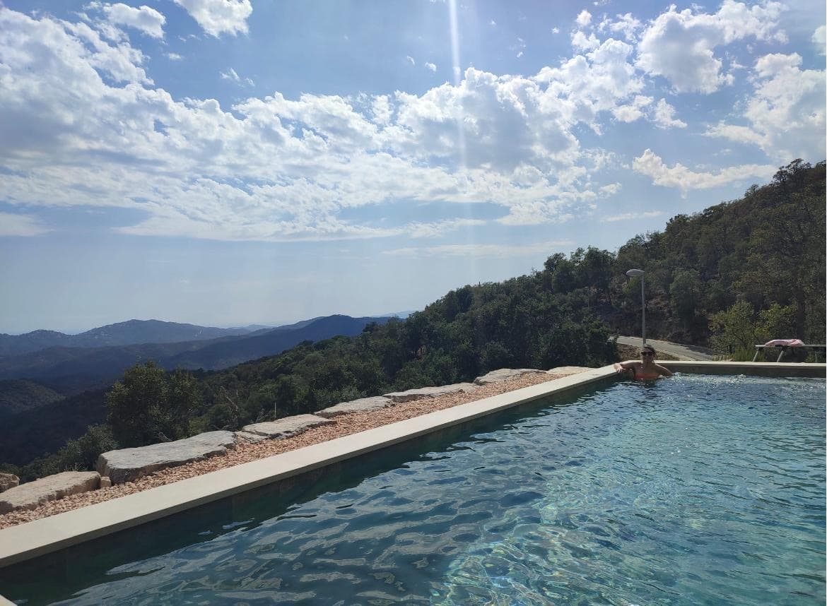 Infinity Pool — Diseño y construcción en Begur
